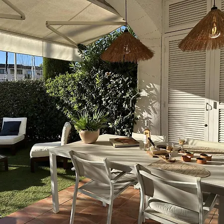 Arlore Semesterbostad Grimaud